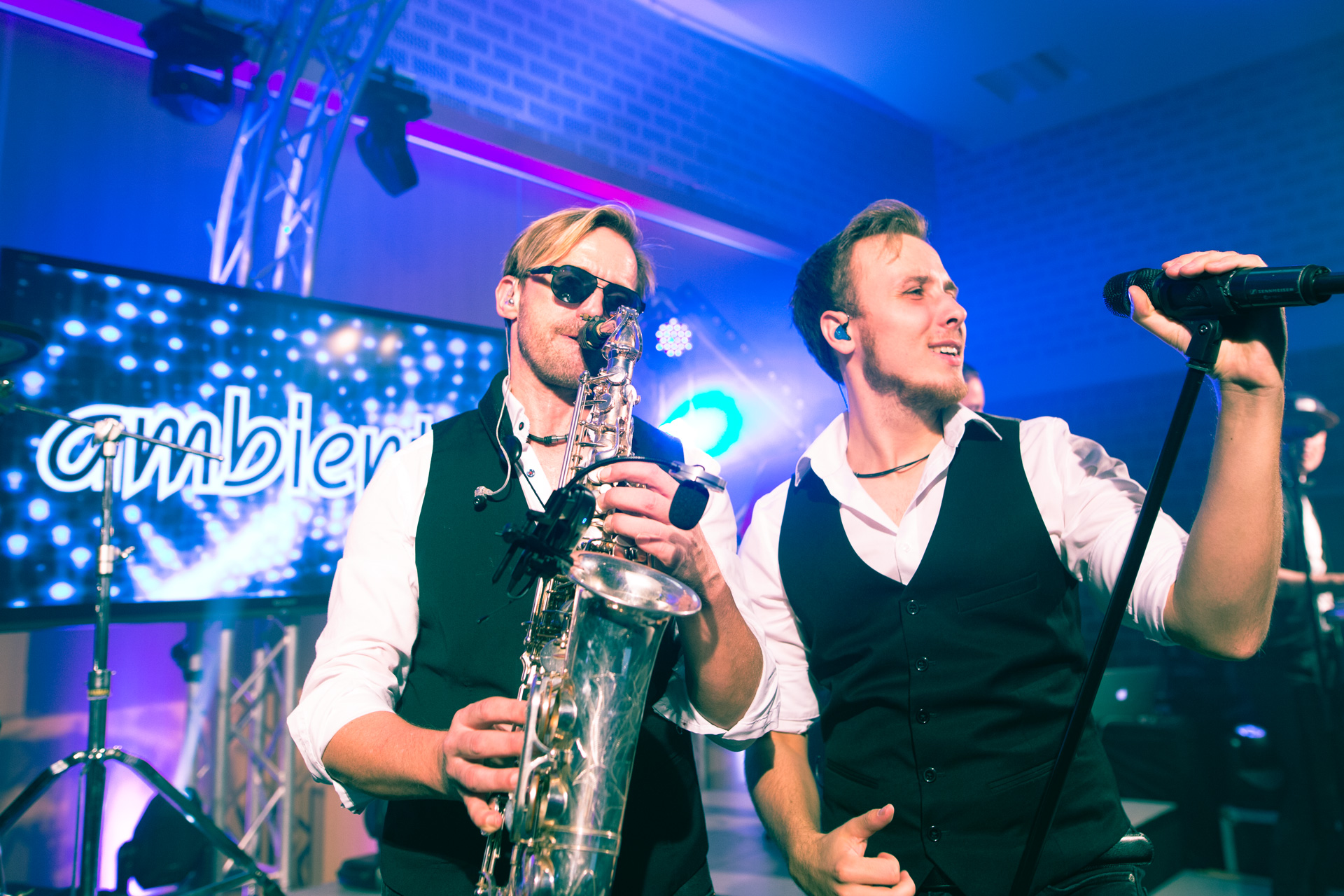 ambiente-partyband-event-saxophonist